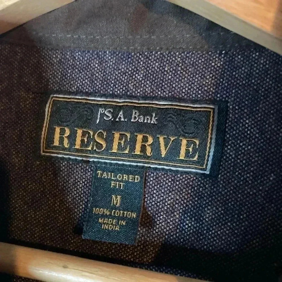 Jos a bank reserve button up top - Picture 3 of 3